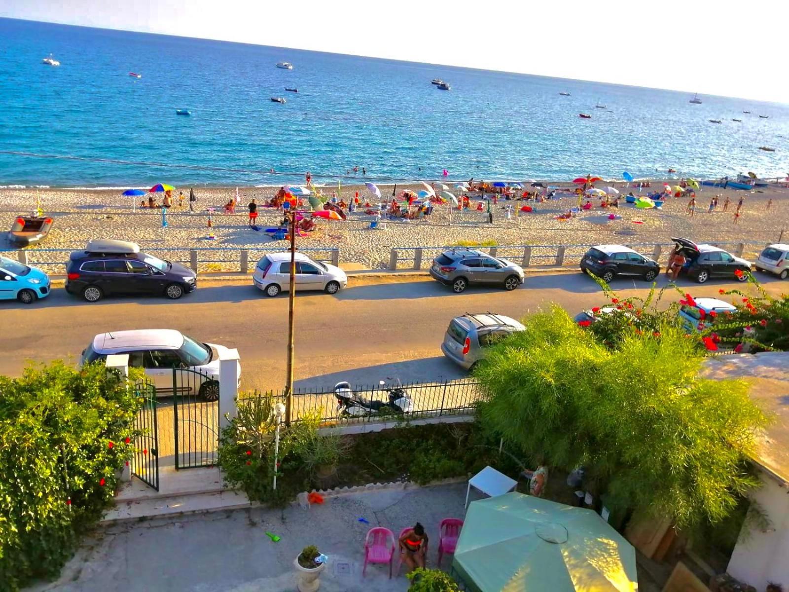Villa Tripepi Bova Marina Ruang foto
